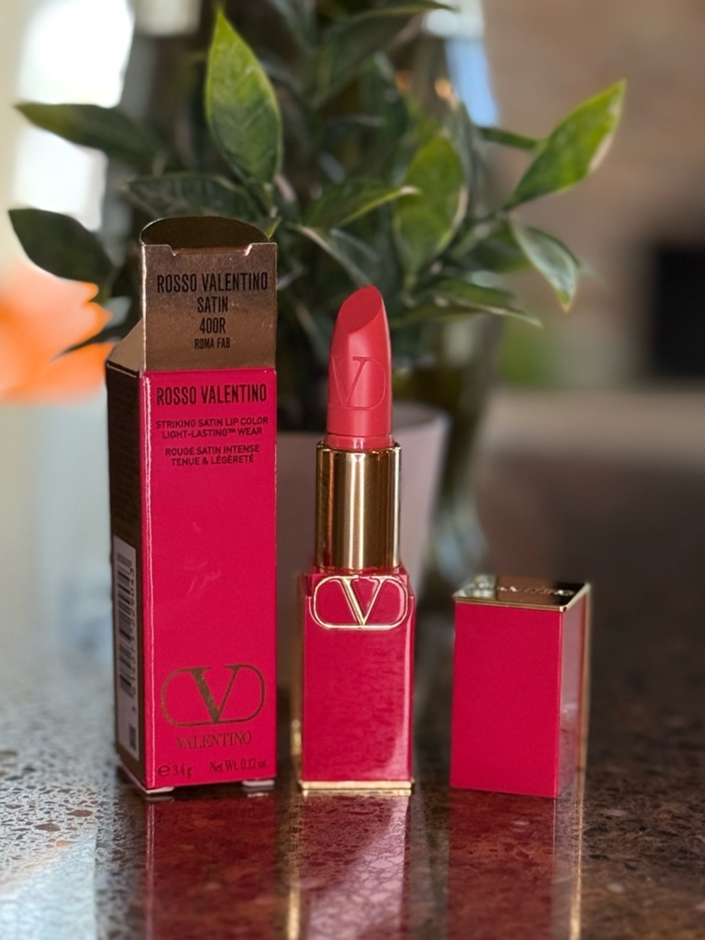 ROSSO VALENTINO SATIN 400R ROMA FAB Lip color FULL SIZE New & Authentic